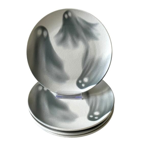 (4) Grammercy Studio Halloween Ghost Salad Plates 8in Matte White Black BOO New - Picture 6 of 13
